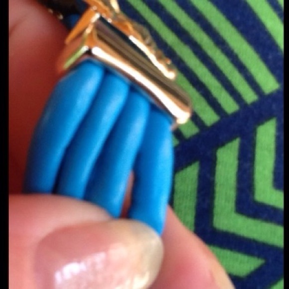 Lion/tiger Bangle Bracelet with Gold tones. Sharp! - Picture 4 of 4